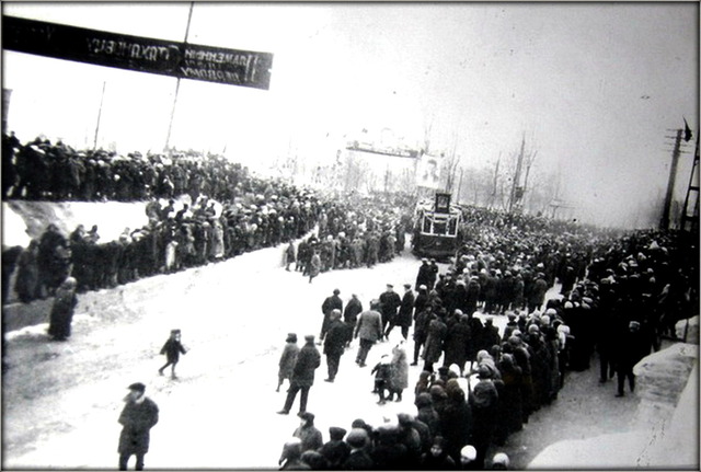 1935 �. 27 ������ ������������� ���� ������� �������