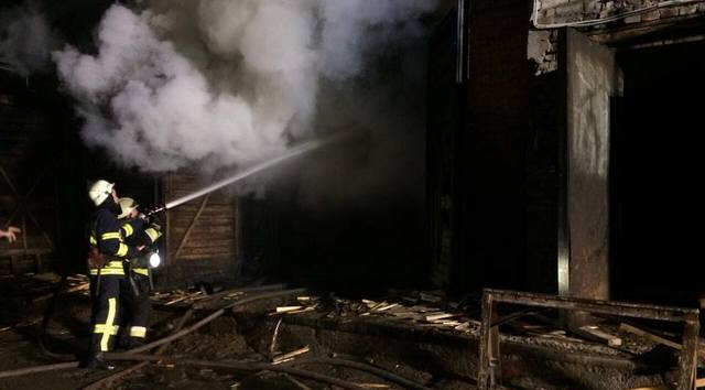 В Днепре ликвидирован пожар площадью 100 квадратных метров в сушильном цехе