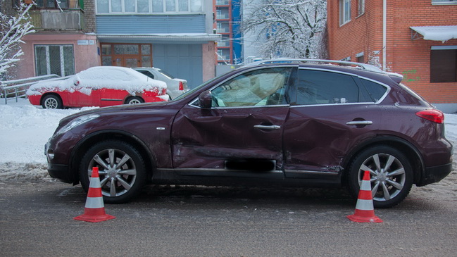 �� �������� ����������� Lexus � Infinity