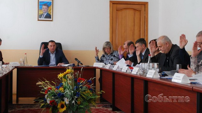 В Каменском увеличили тарифы на квартплату и вывоз мусора