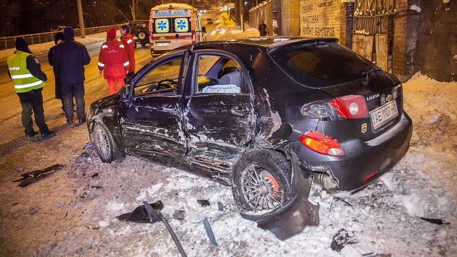 �� ������������� Mercedes ������ � Chevrolet: ���������� ���������� �������