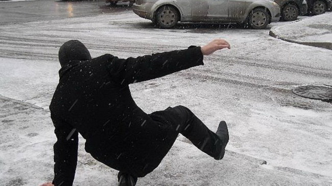 В Каменском выросло количество уличных травм и обморожений