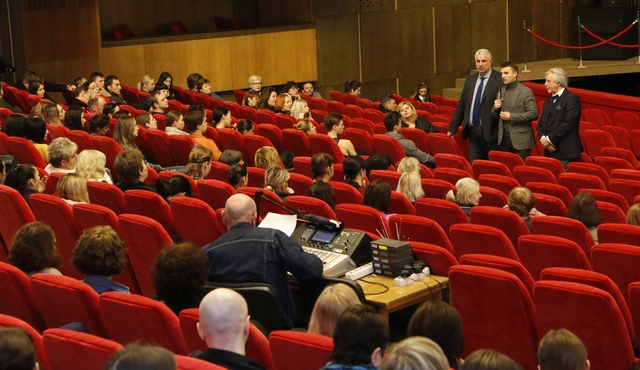 ����� ��������� ���� ���������������� ������������� ����� ����� � ������