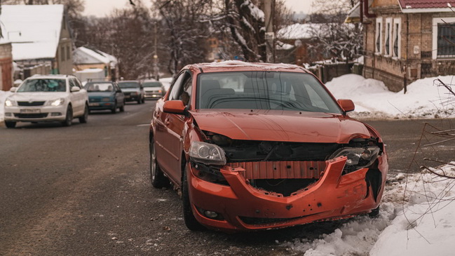 � ������ �� ��������� �� �������� ������ Mazda � Renault