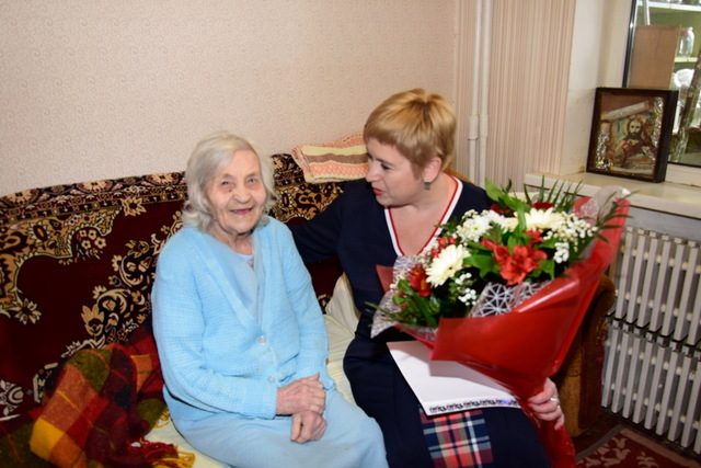 ��� ���� ����������  �������� ���� 100-������ ������