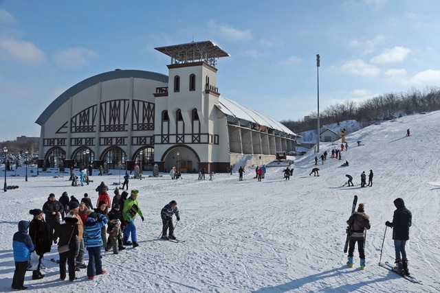 Фото: lavina.dp.ua Популярный парк развлечений в Днепре может получить новую землю под горнолыжный комплекс