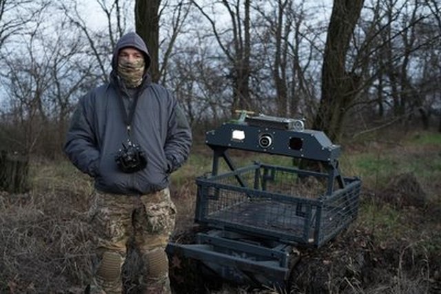 Опер з НРК «Веприк спасает жизнь»: как работают военные 35 ОБрМП с наземным роботизированным комплексом