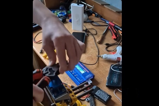 12-летний днепрянин изобрел мини-генератор