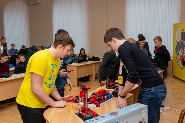 C�������� ������ ����� Interpipe Mechatronic Lab