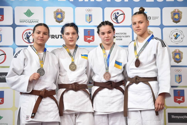     5       U18