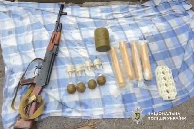 �� ���������������� �������  ������� ������� ������� ������ �� 3 ������ ��������