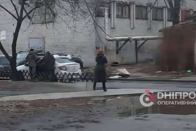 В Днепре возле детсада в АНД районе раздавались выстрелы и крики: что говорят в полиции