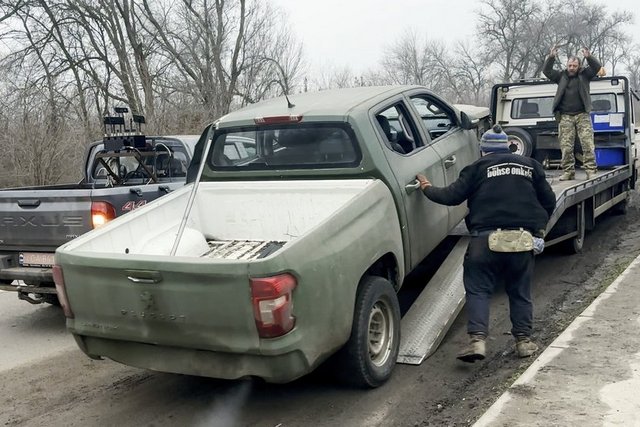 Евакуація техніки з поля бою. 128 окрема важка механізована бригада «Надежда выскочить из болота или кювета невредимыми». Как работает взвод эвакуации 128 бригады «Дикое поле»