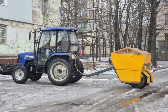 Комунальні служби готові до роботи в посиленому режимі: у Дніпрі очікується погіршення погодних умов