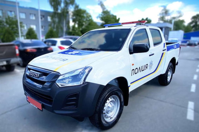 Для полиции Днепропетровщины закупят 5 бронированных пикапов за 20,8 миллионов гривен