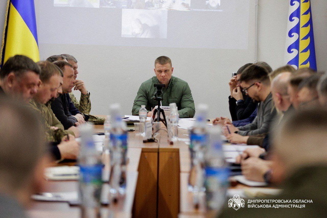 � ��������������� ������������ 8000 �����