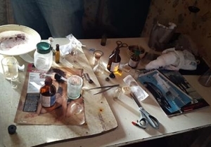 � ������ ��������� � ���� ���������� ������ � ��������� �� 100 ����� ������