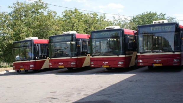 Коммунальное предприятие Каменского горсовета заплатит 1,8 млн за аренду автобусов, которые стоят 2,4 млн гривен