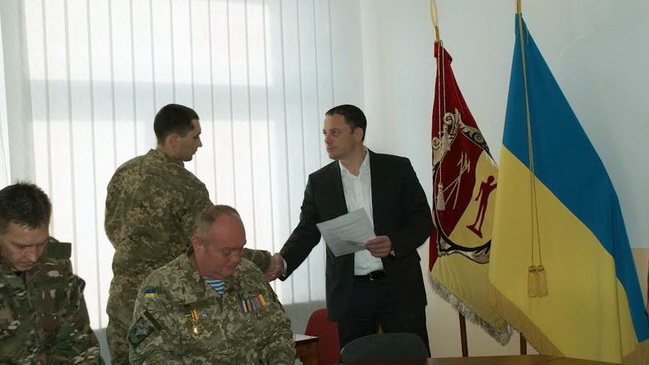 Кам`янський міський голова отримав подяку за допомогу учасникам АТО