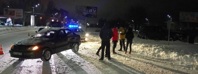 На Набережной Заводской столкнулись Daewoo Lanos и Range Rover