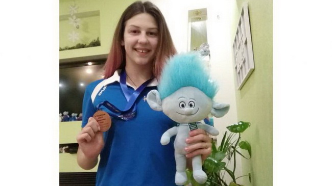 Каменчанка привезла бронзовую медаль с международных соревнований по плаванию