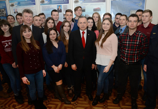 ����� ���������� ������ ������� � �������� ������������������ ������ 