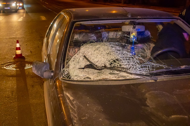 Стало известно, как себя чувствует сбитая на проспекте Хмельницкого женщина