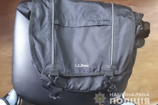 В Каменском полиция задержала двух злоумышленников, ограбивших иностранца