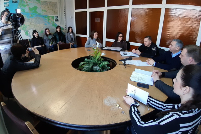 � ��������� ��������� ���������� ����� � ������������ ��������� ����� � ����������� �����