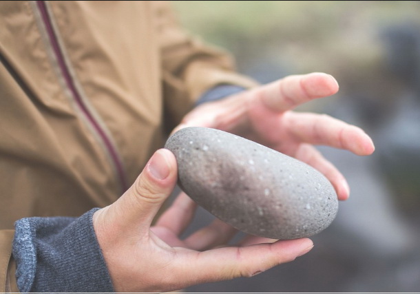 Разбил голову камнем: в Каменском на пять лет тюрьмы осудили подростка
