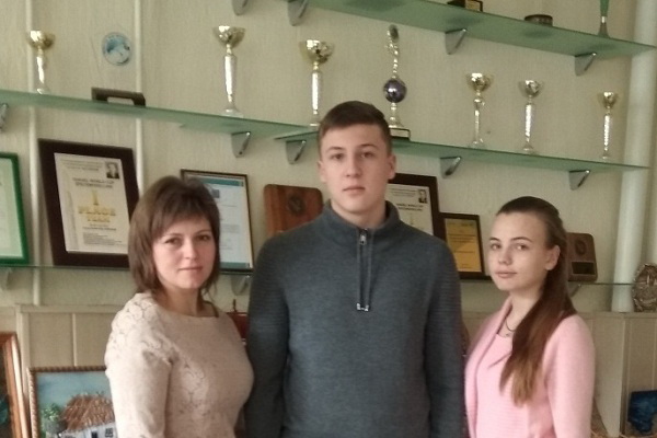 Школьники Каменского - призеры областного конкурса «Мирный космос»