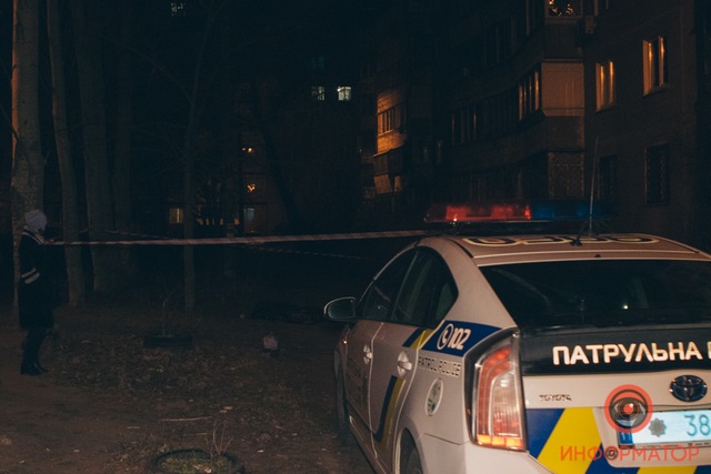 В Днепре обнаружили труп мужчины в луже крови