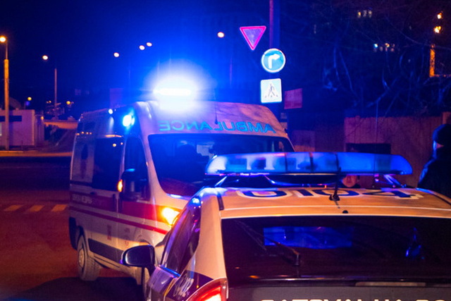 В Днепре возле кафе на проспекте Свободы «подрезали» мужчину