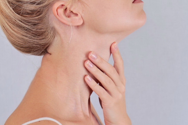 Українці розкупили запаси препаратів, призначених для лікування захворювань щитовидної залози: що робити