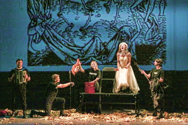 Днепровский театр «Драмиком» произвел фурор на Международном фестивале современной драматургии