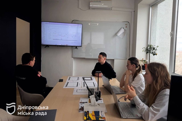 Оценки и домашние задания в одном сервисе: в Днепре внедряют единый электронный журнал