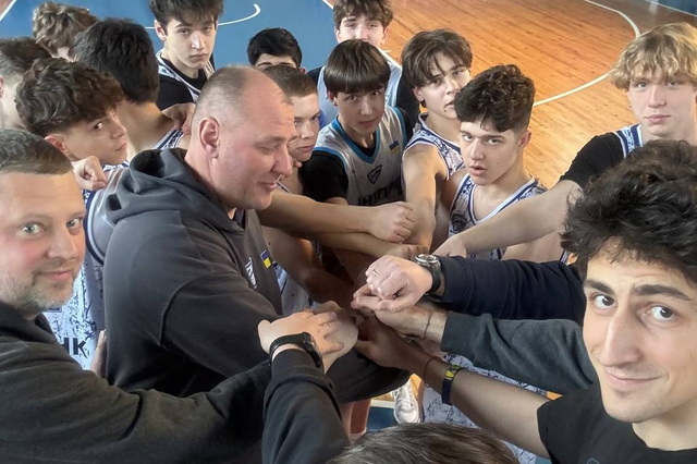 Баскетболисты БК «Днепр» встретились с днепровскими школьниками