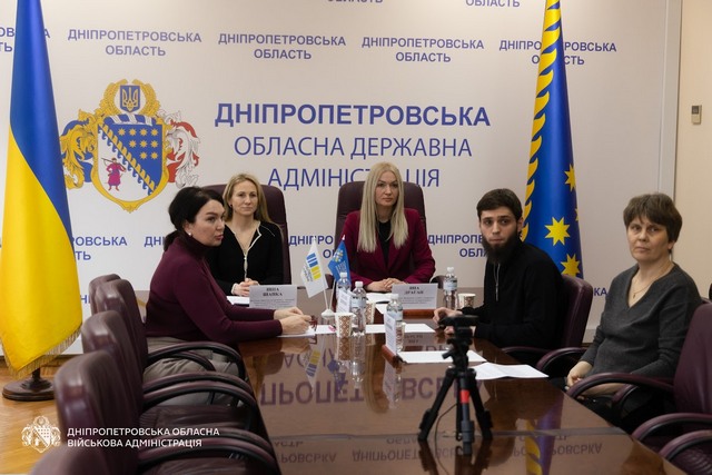 Продажа лекарств на АЗС: предпринимателям Днепропетровщины рассказали о нововведениях