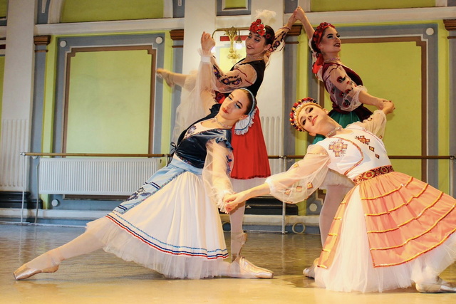 У Дніпрі відзначили Всесвітній день балетної пачки