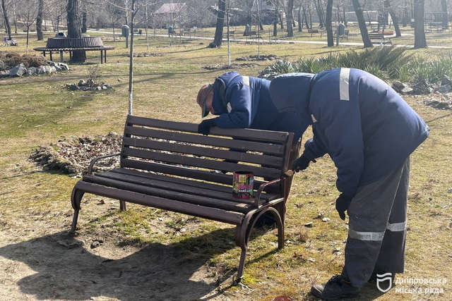 У Дніпрі у парку Сагайдак розпочали весняні роботи