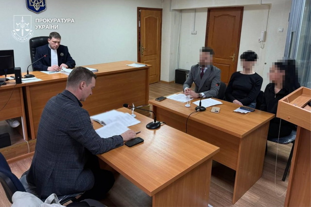 На Днепропетровщине две женщины получили реальные сроки лишения свободы за избиение 16-летней девочки