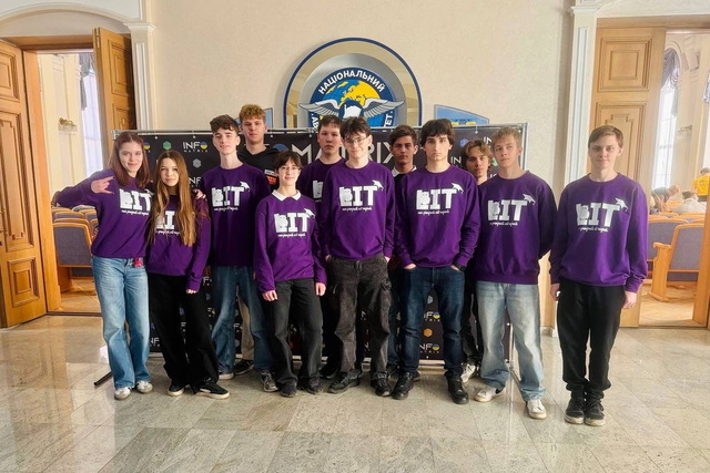 Лицеисты Днепра стали победителями Всеукраинского фестиваля компьютерных проектов