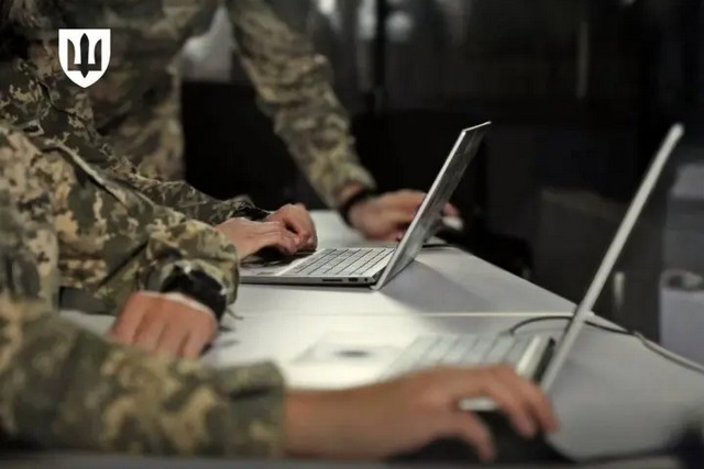 Фото: Михайло Федоров / Телеграм В Силах обороны открыто более 2000 вакансий для IT-специалистов