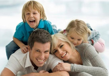 Как пережить кризис: советуют специалисты и обычные днепропетровцы