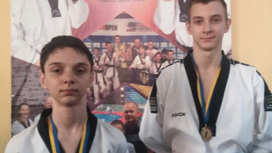 Каменские тхеквондисты завоевали медали на международном турнире