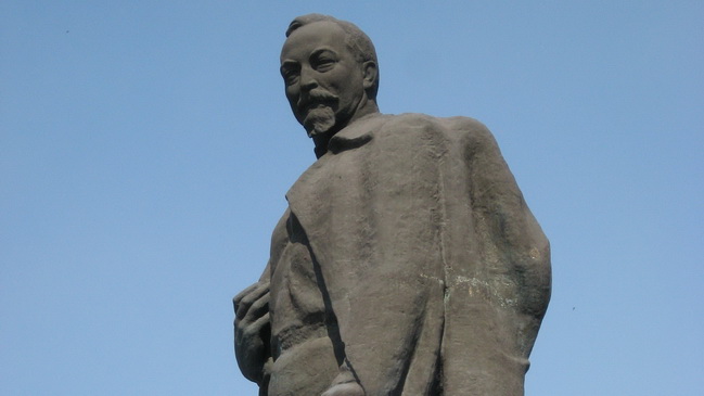 ������ ���������� ����� ������� ������ � ������������ � �������