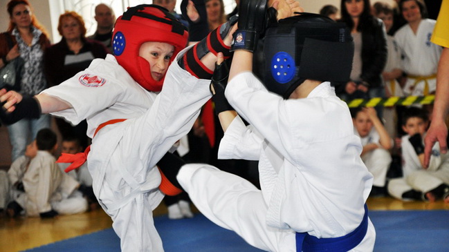 � ��������� ��������� ������ �� �������� ������ ����� � ������