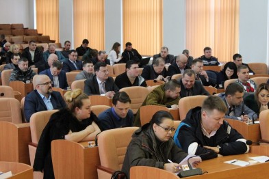 В Каменском нарушают сроки рассмотрения земельных вопросов