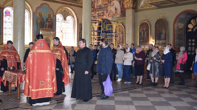 В Каменском прошла панихида по погибшим на производстве