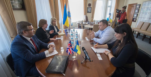 ����� ������� ���������� � ������ ���������� �� �������� ���������� � ������������ �������� ���������� �������������� � �������